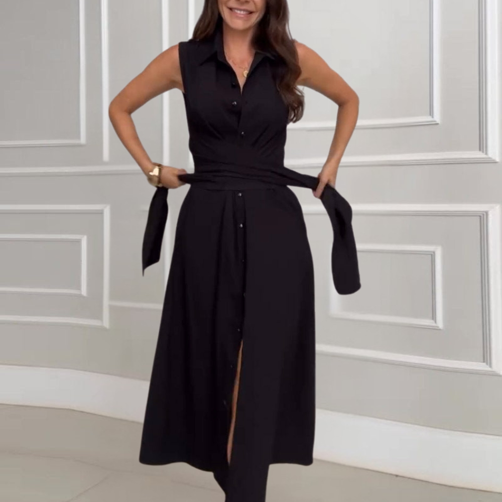 KARISANDE I LUXURIÖSES MAXIKLEID