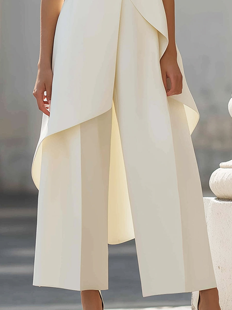 Asymmetrisches, ärmelloses Oberteil und Hose mit weitem Bein