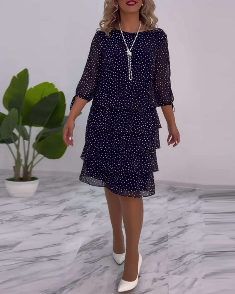 Madeleine – Elegantes Kleid mit Tupfen &amp; Stufenrock
