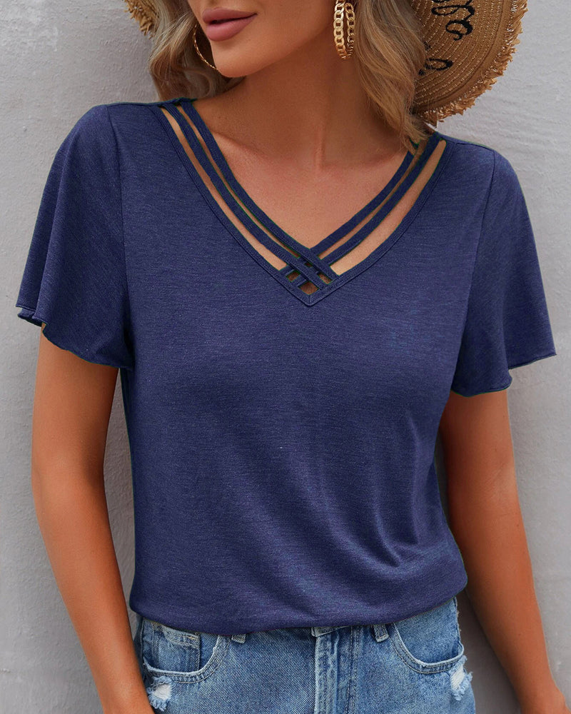 Einfarbiges T-Shirt mit Ausschnitt