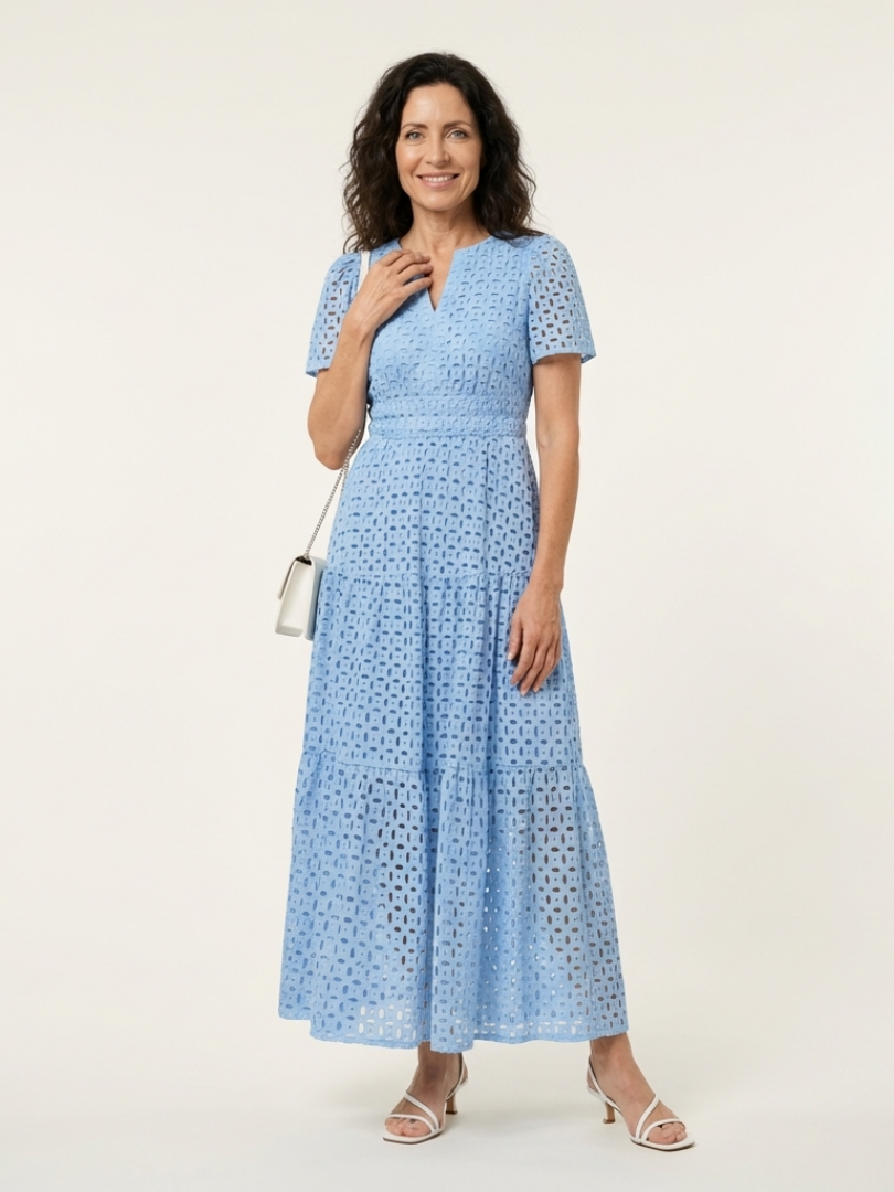 Brielle | Midi-Kleid mit V-Ausschnitt, kurzen Ärmeln und Stufenschnitt