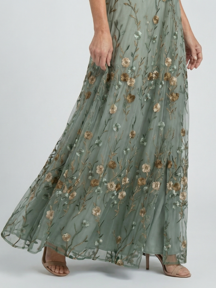 Selora | Halter Bloom Flow Maxikleid