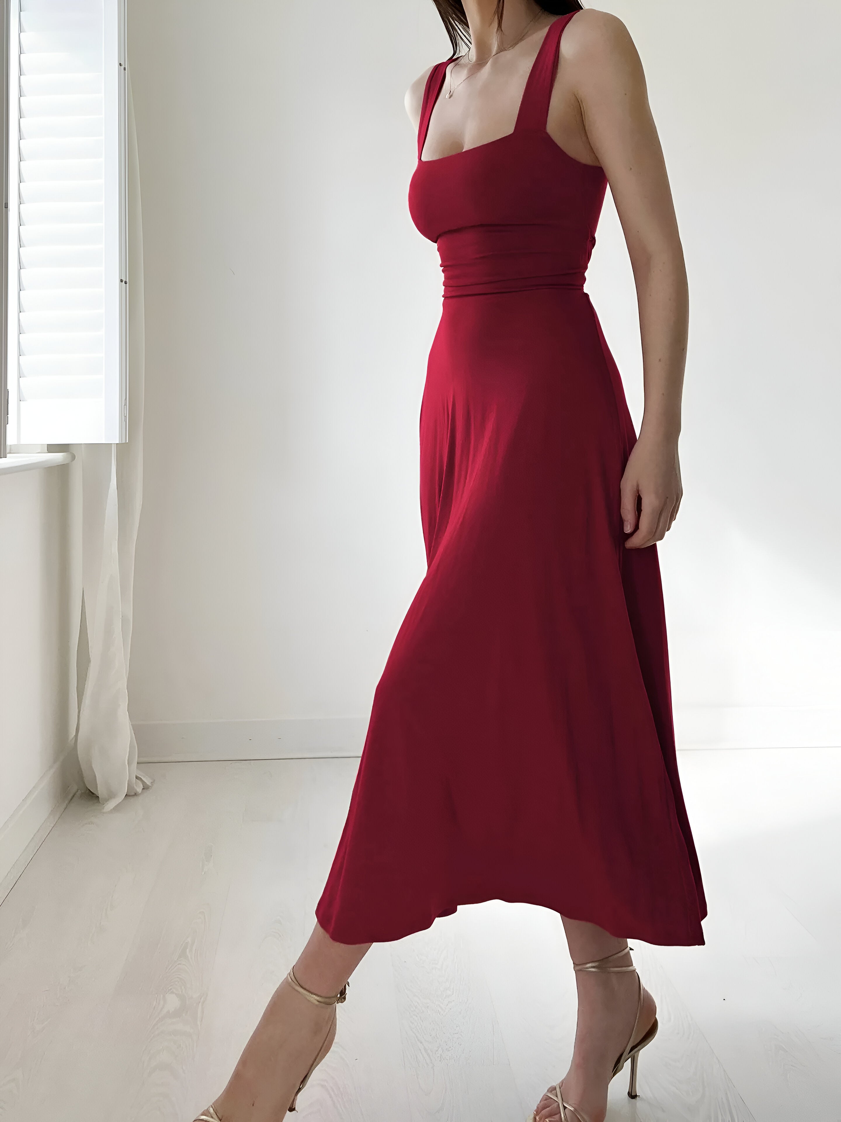 SIGLINDE I TRENDIGES MIDIKLEID