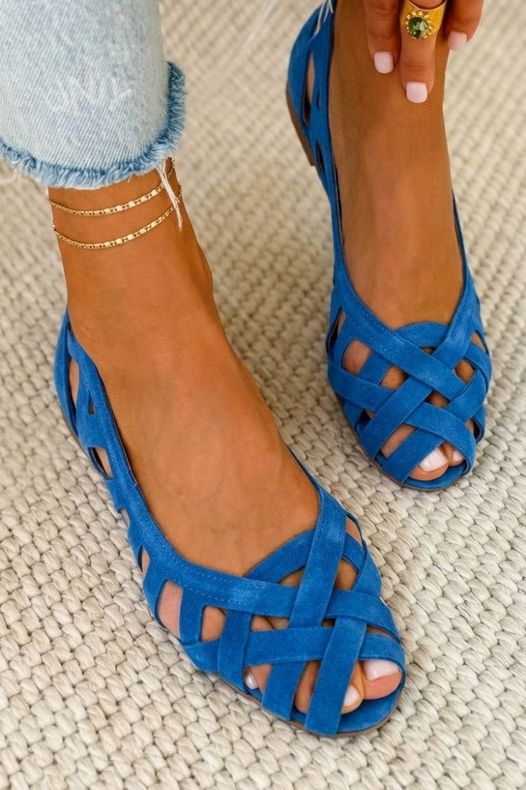 Flache Sandalen mit offener Spitze und gewebtem Obermaterial