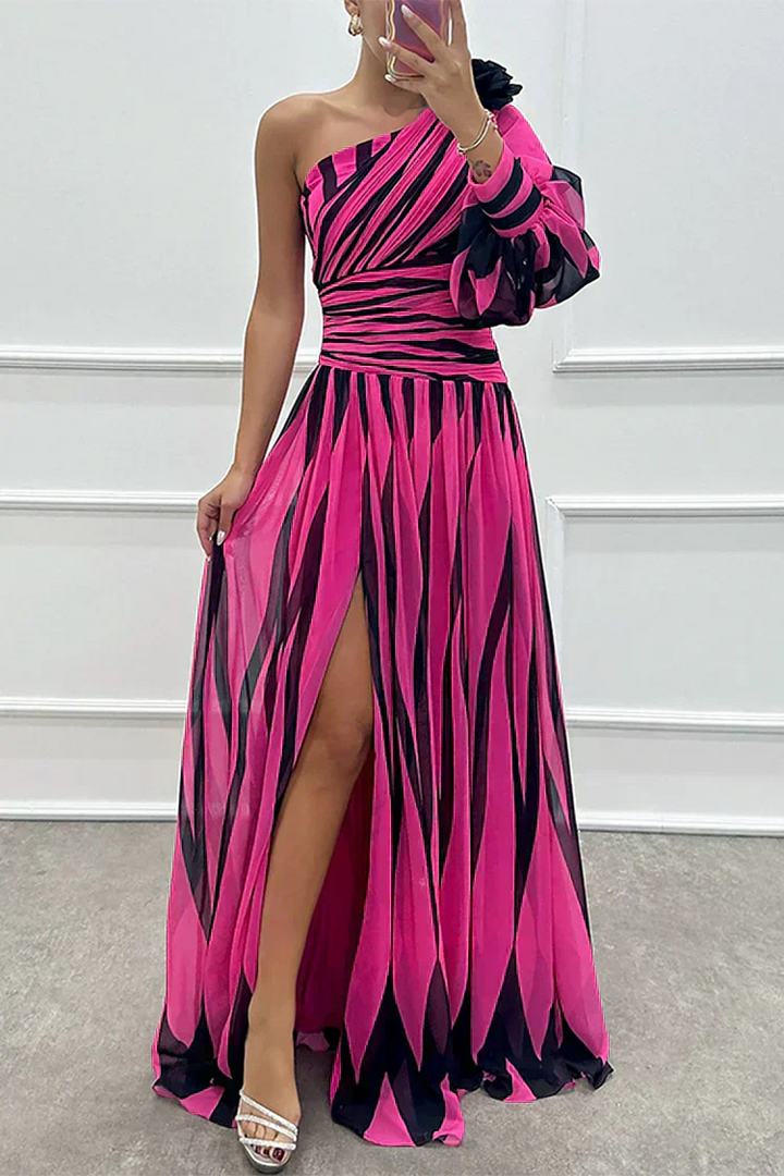 Hazel™ | Elegantes gestreiftes Maxikleid mit einer Schulter