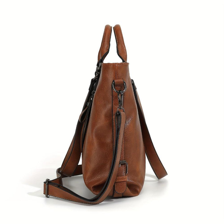 Charlotte | Vintage-Shopper mit klassischer Eleganz