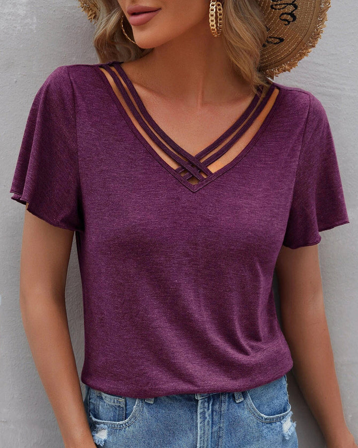 Einfarbiges T-Shirt mit Ausschnitt