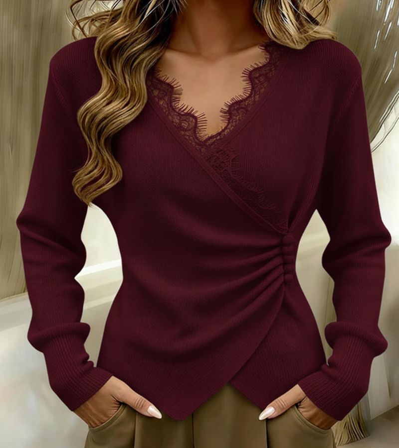 Katia | Pullover mit V-Ausschnitt und Spitzendetails