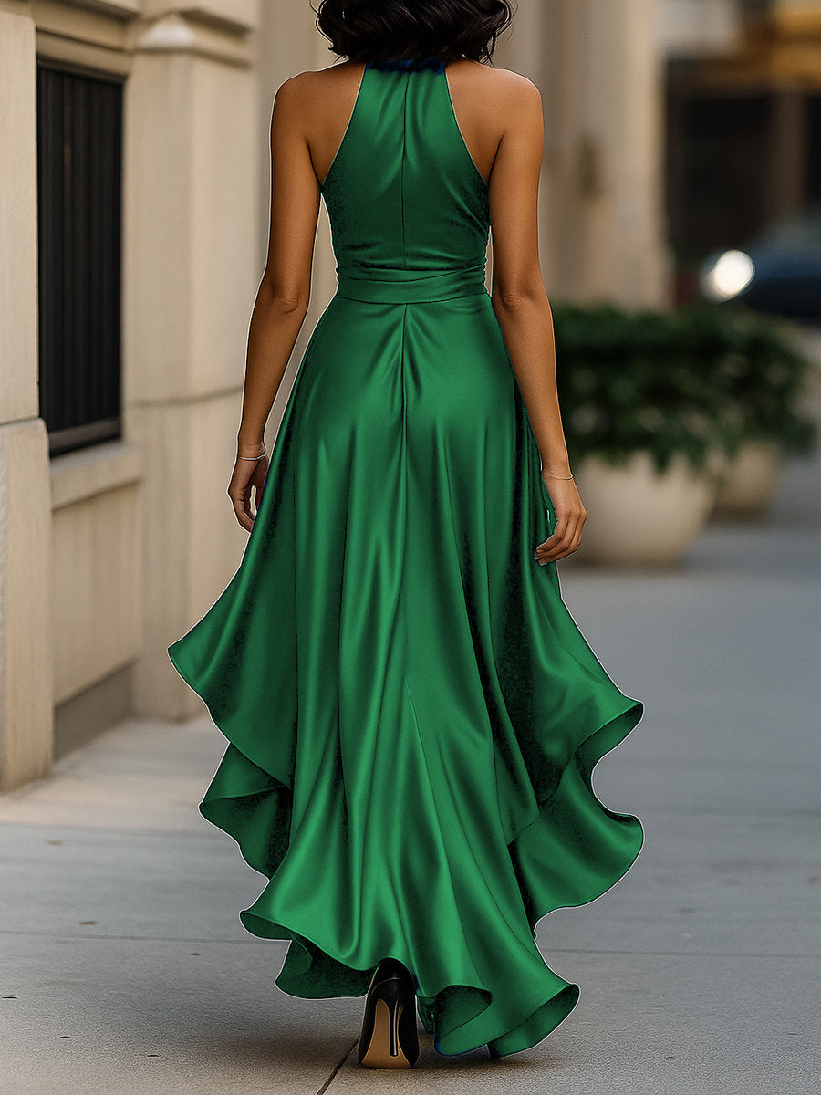 Midnight Elegance Satin-Neckholder-Kleid mit Rüschen