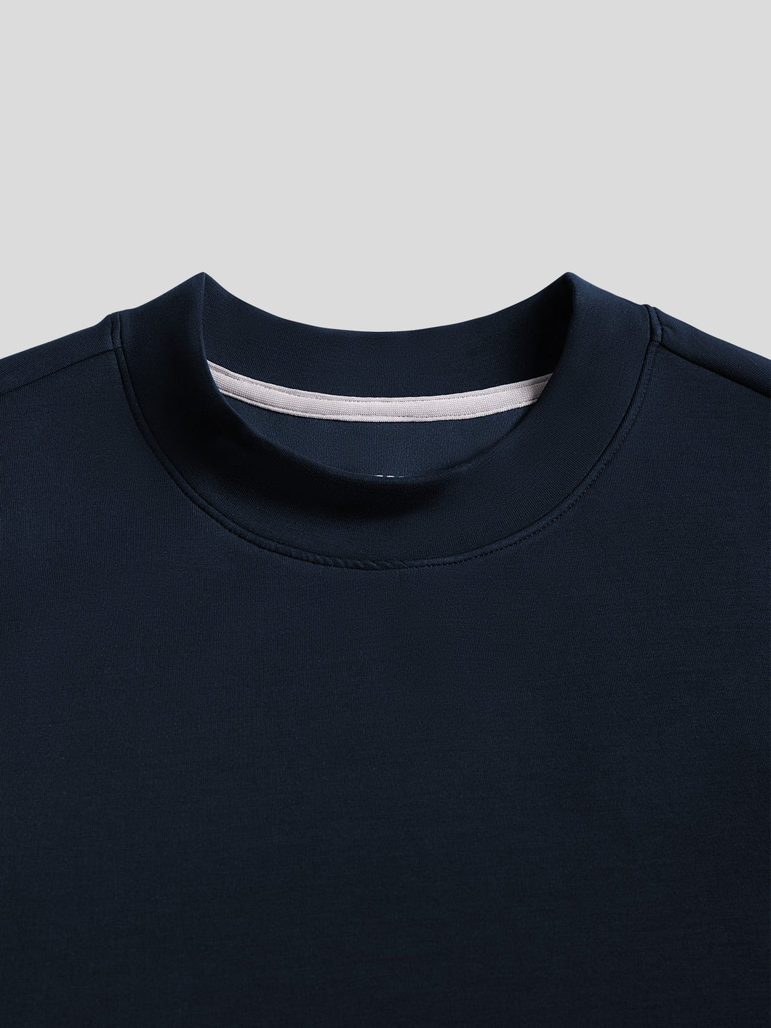 MANUEL - ENG ANLIEGENDER LANGÄRMELIGER PULLOVER