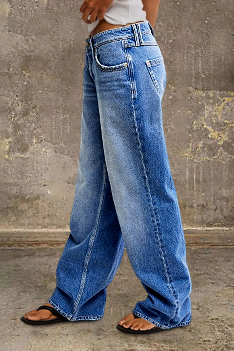 Denvara | Straight Cut Mid Rise Jeans