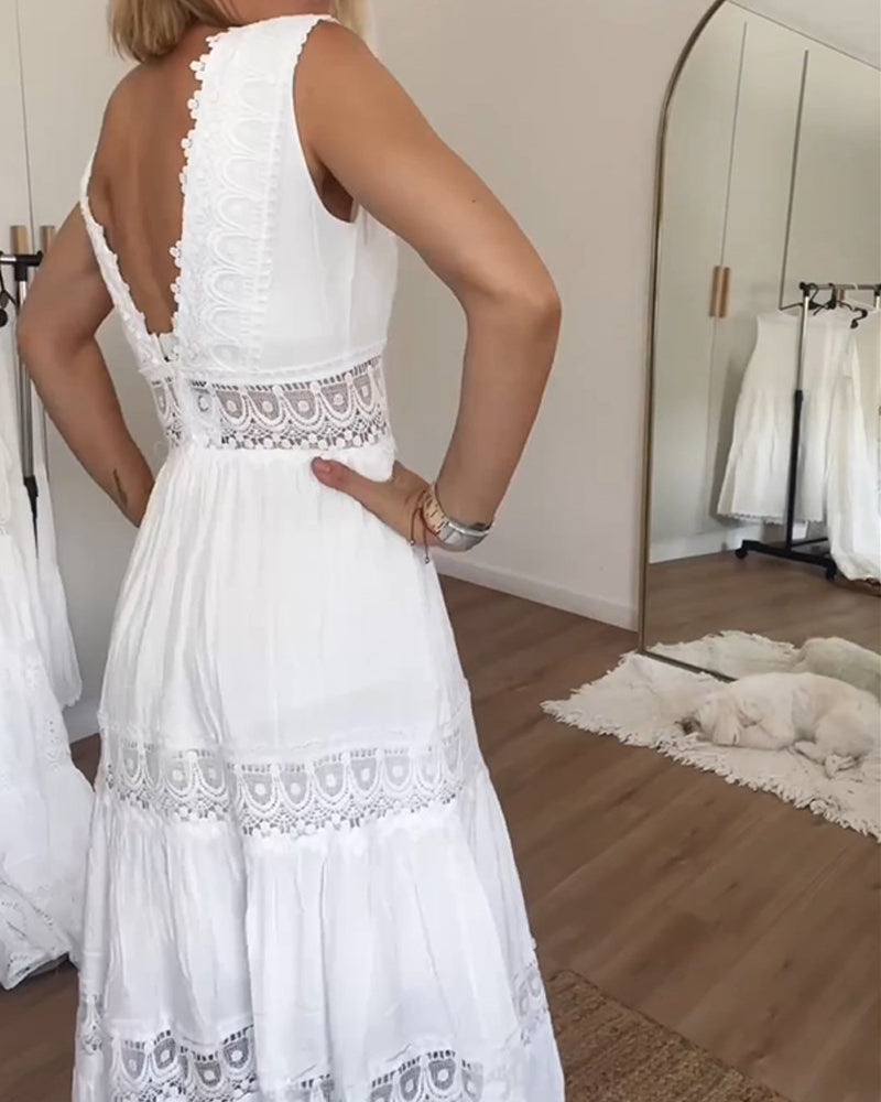 Clara | Spitzenkleid mit V-Ausschnitt