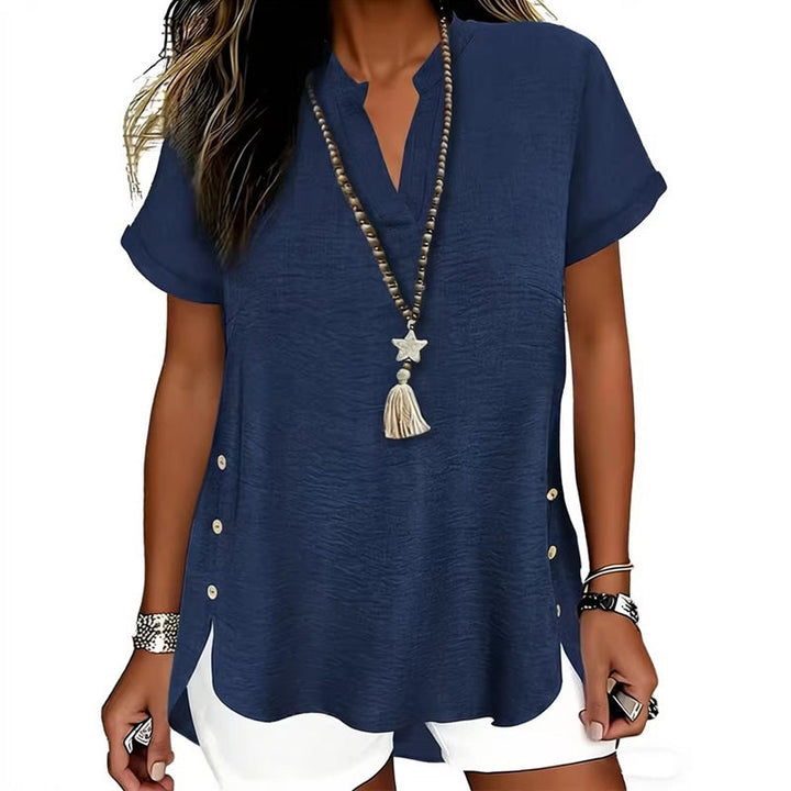 Unifarbene Bluse mit Seitenschlitz und kurzen Ärmeln