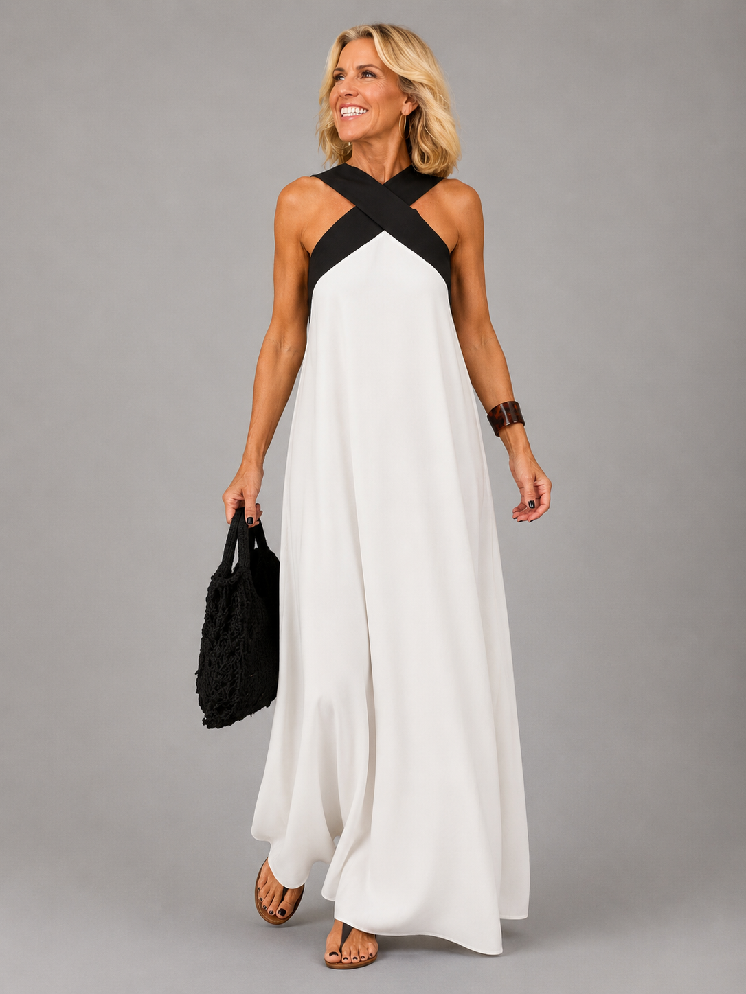 Velora™ | Cross Elegance Maxikleid