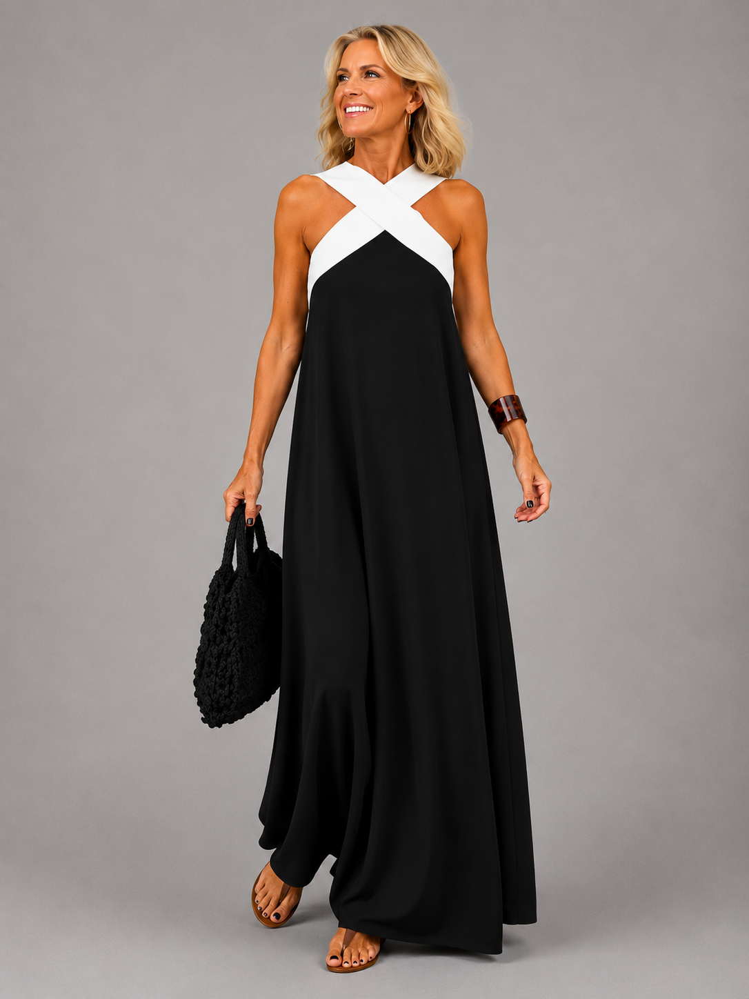 Velora™ | Cross Elegance Maxikleid