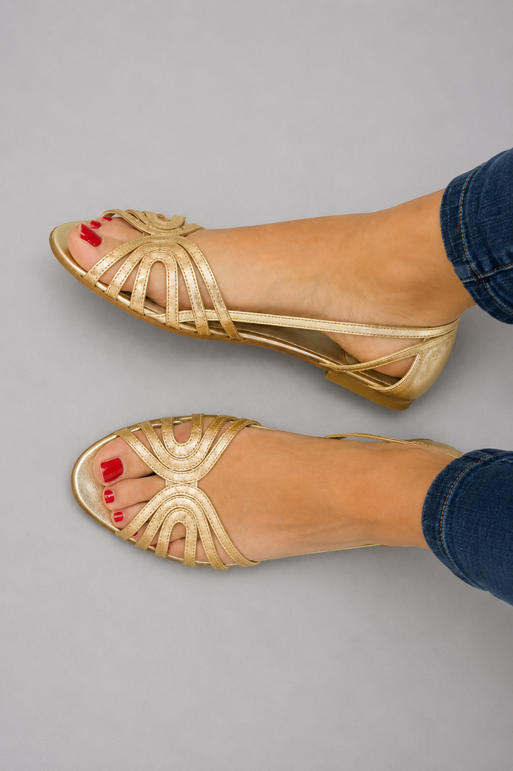 Sandalen mit offener Spitze und metallischem Glanz