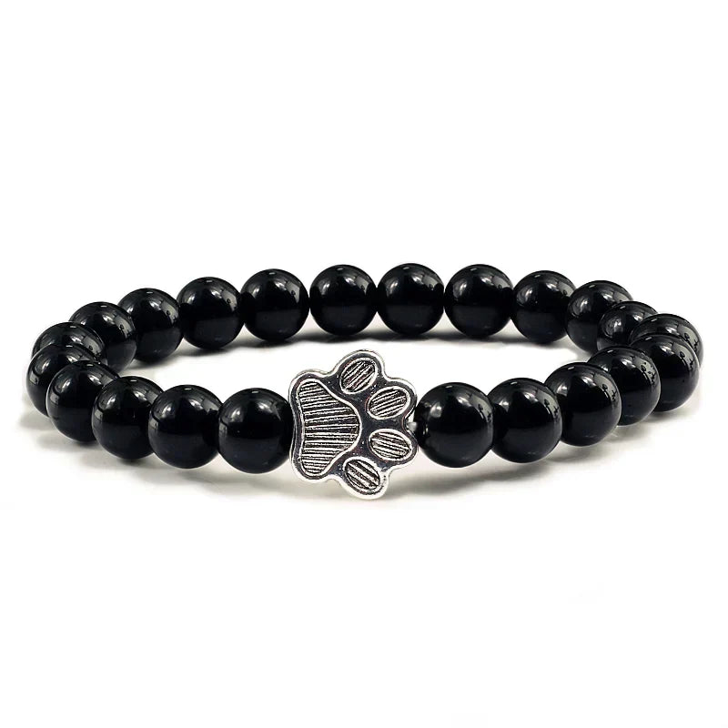 Armband mit perlenbesetzten Pfoten