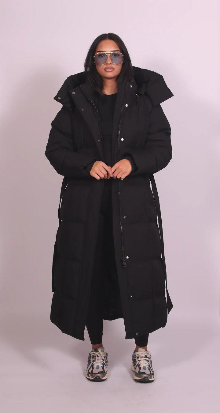 Amina | Langer Gürtel-Puffer-Mantel