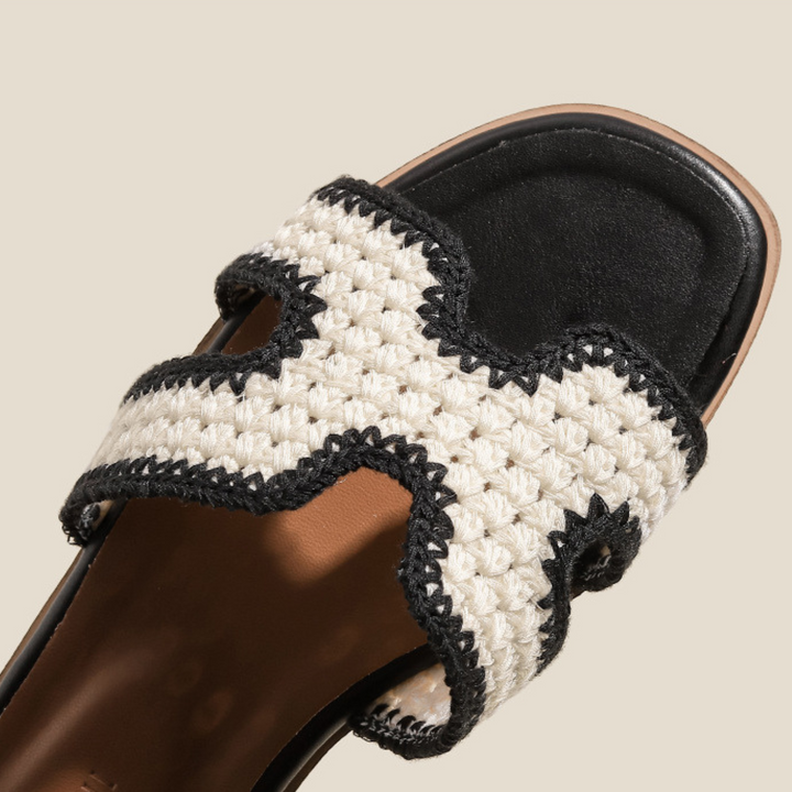 ÉLISE RAPHIA | ELEGANTE SANDALEN