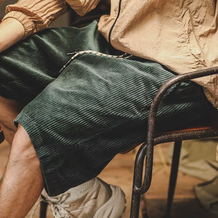 Edgar – Elegante Cordshorts aus Feincord