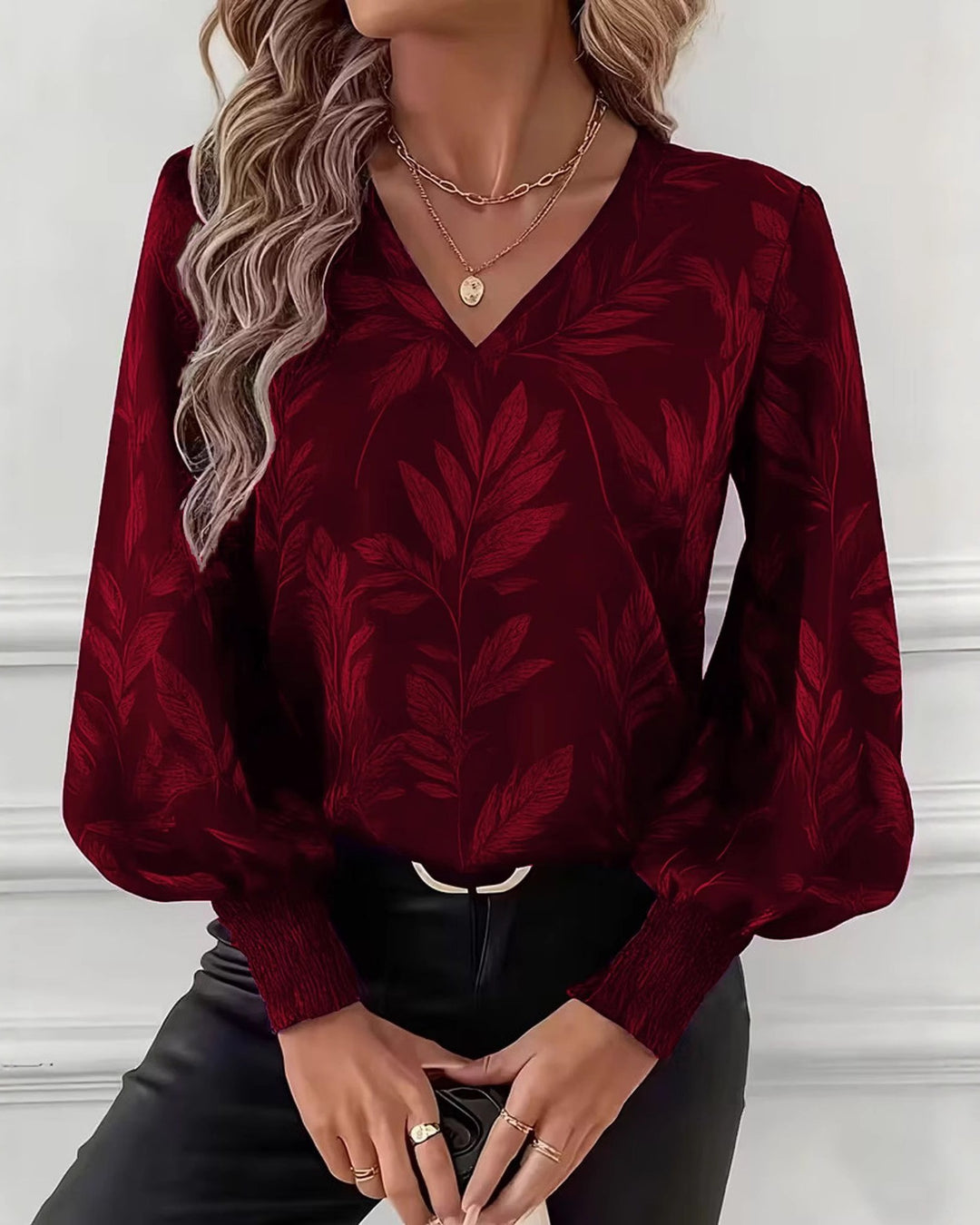 Ruchama | Eleganti Langarm-Bluse mit Blattmuster