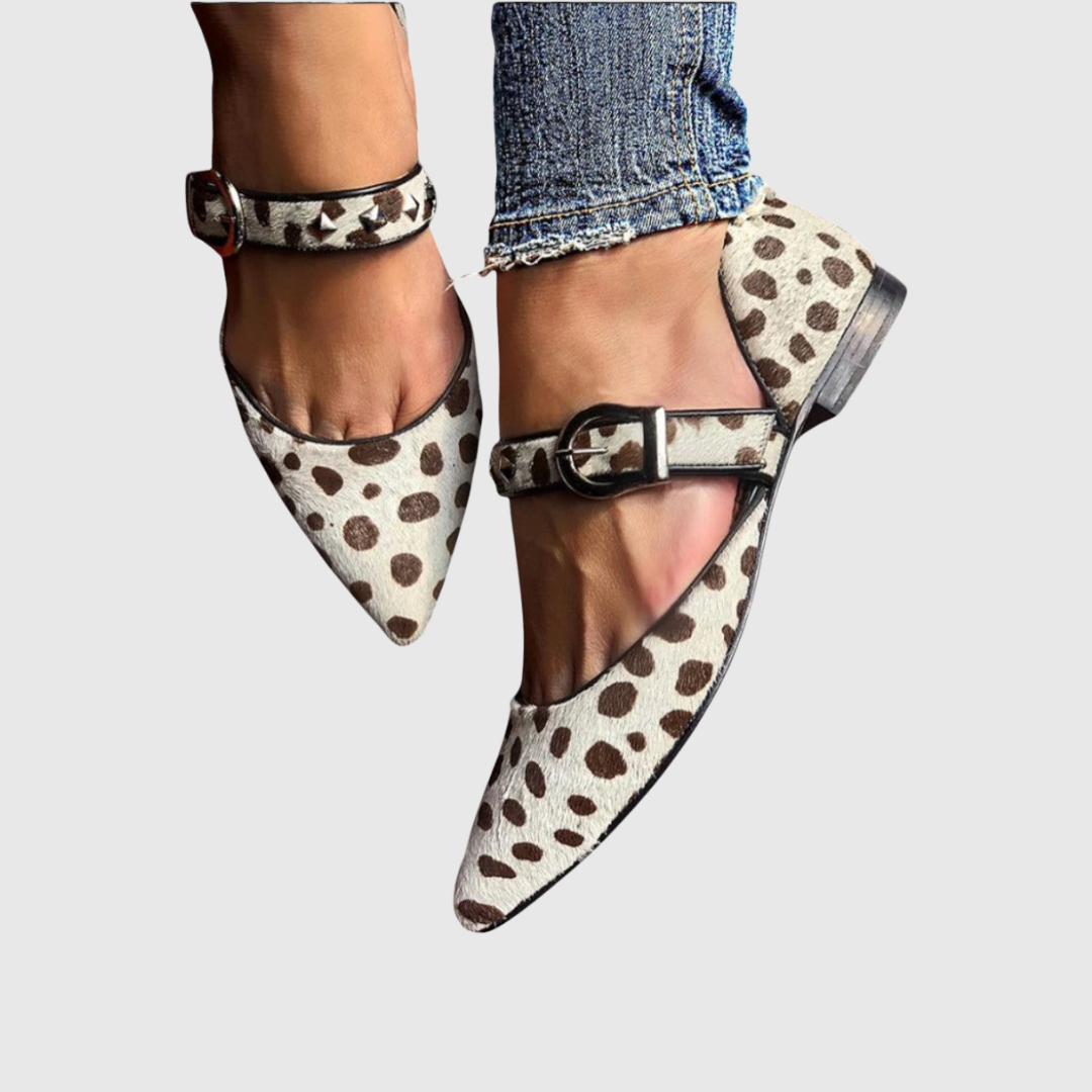 Emery - Mary Janes mit Nieten