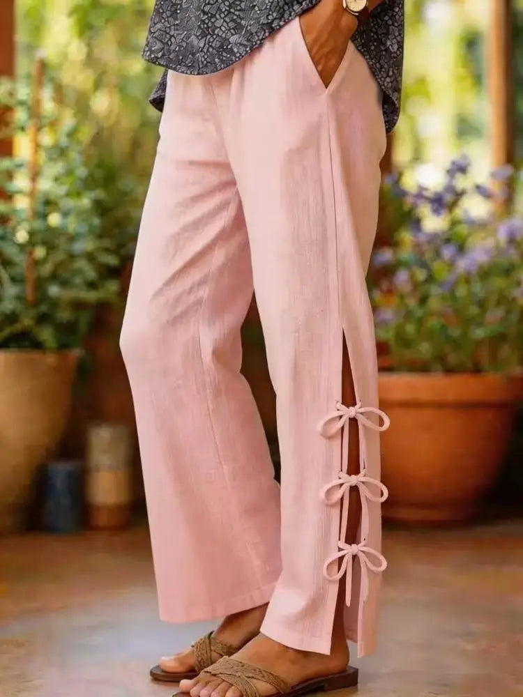 Lyka | Entspannte Hose mit weitem Bein und Seitenschlitzen