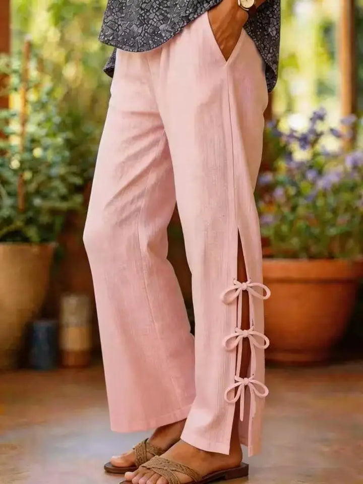 Lyka | Entspannte Hose mit weitem Bein und Seitenschlitzen