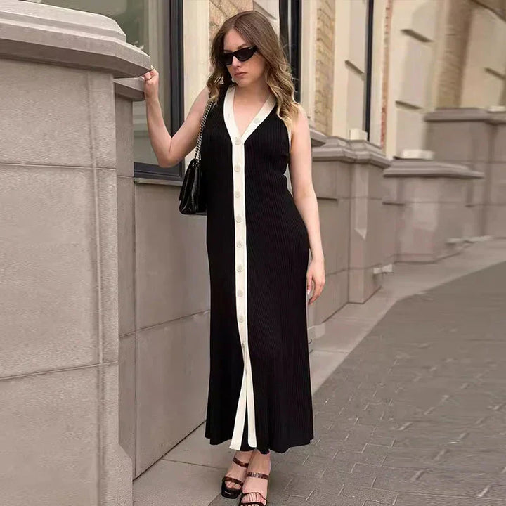 Ines | Ärmelloses Kleid mit V-Ausschnitt