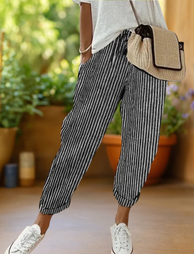 Marlyn | Entspannte gestreifte Hose mit Kordelzug