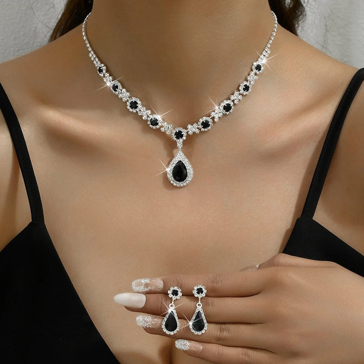 Kaylee™ – Kristallhalskette mit Ohrring-Set (1+1 GRATIS)