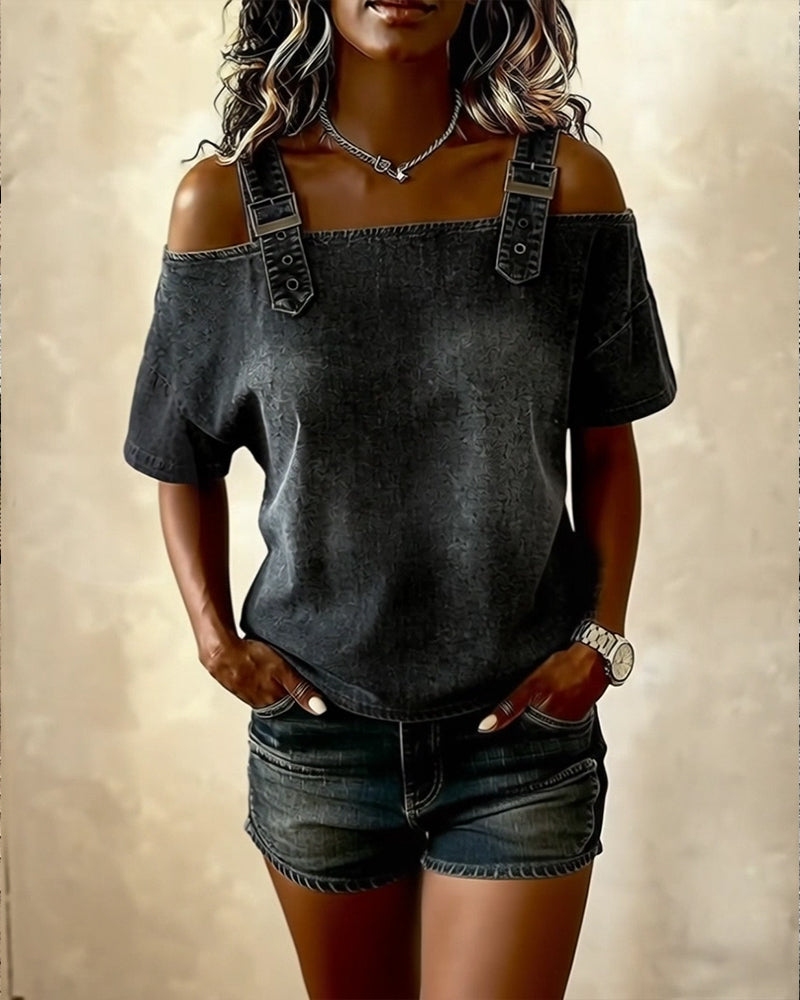 Schulterfreie Bluse aus Denim mit Hosenträgern