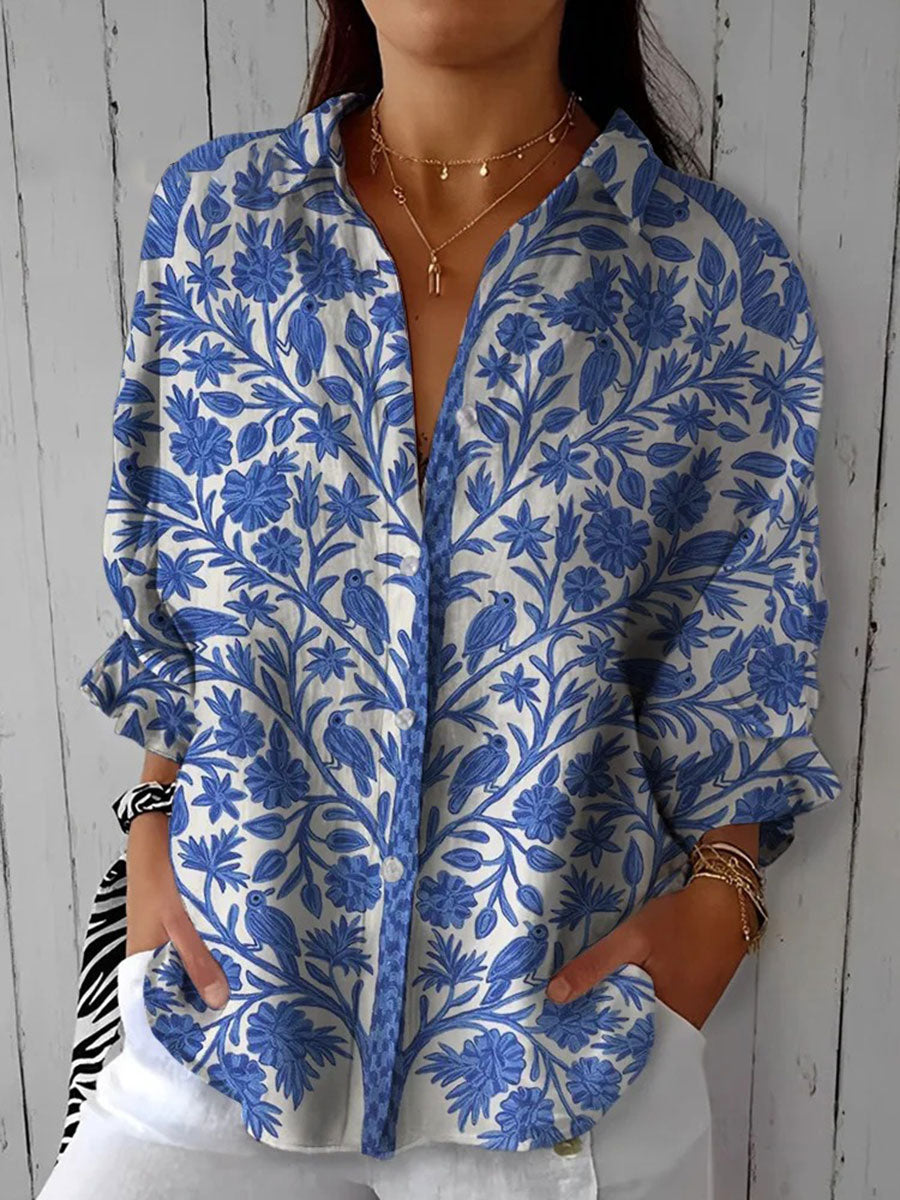 Vivienne – Blaue Bluse mit Blumenmuster