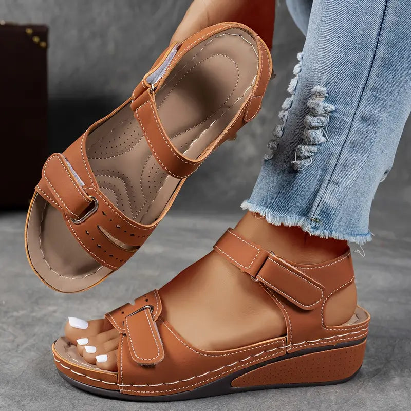 Veera™ - orthopädische Sandalen mit Keilabsatz