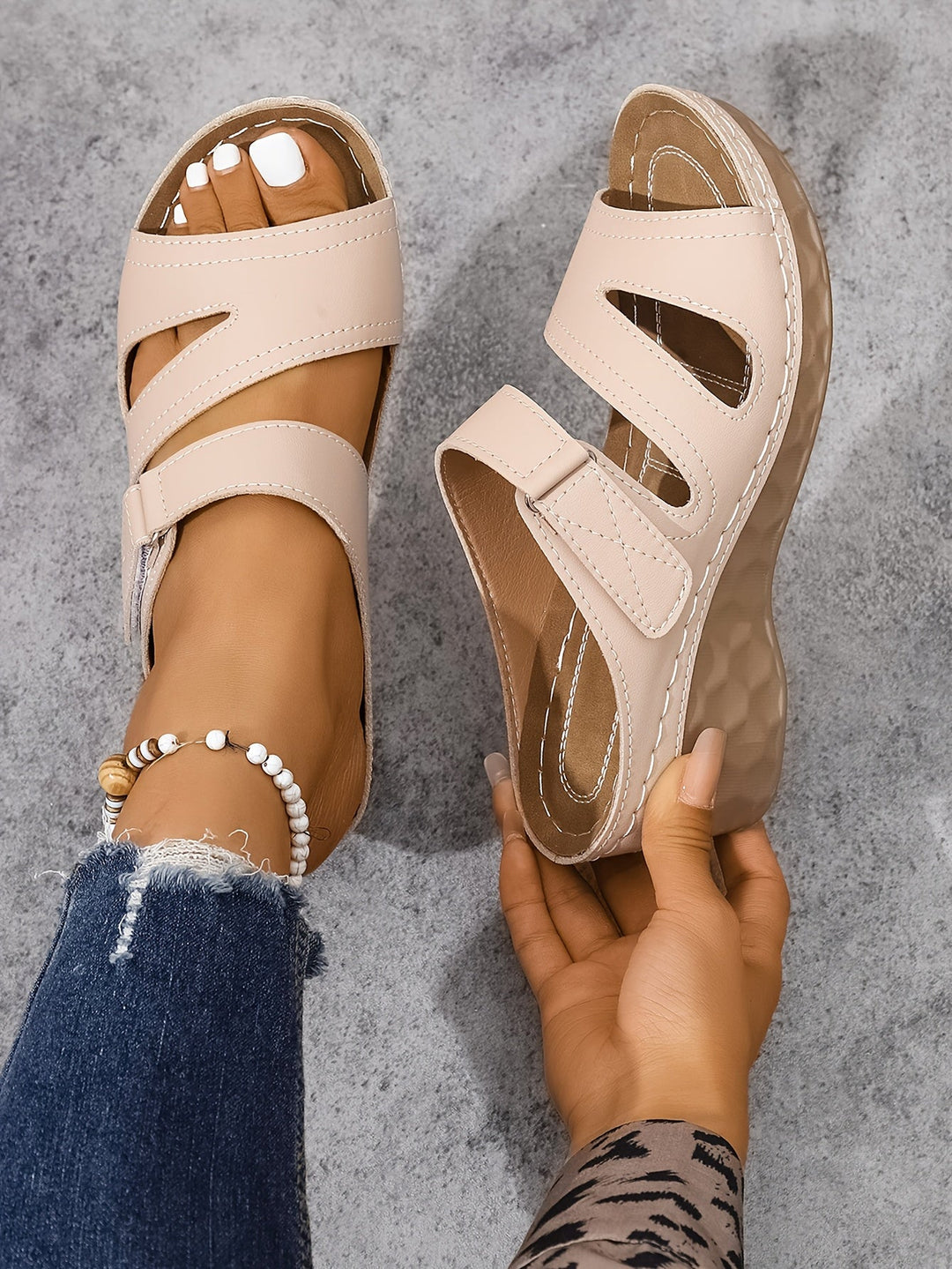 Rowella™ - Elegante Keilabsatz-Sandalen mit verstellbarem Knöchelriemen